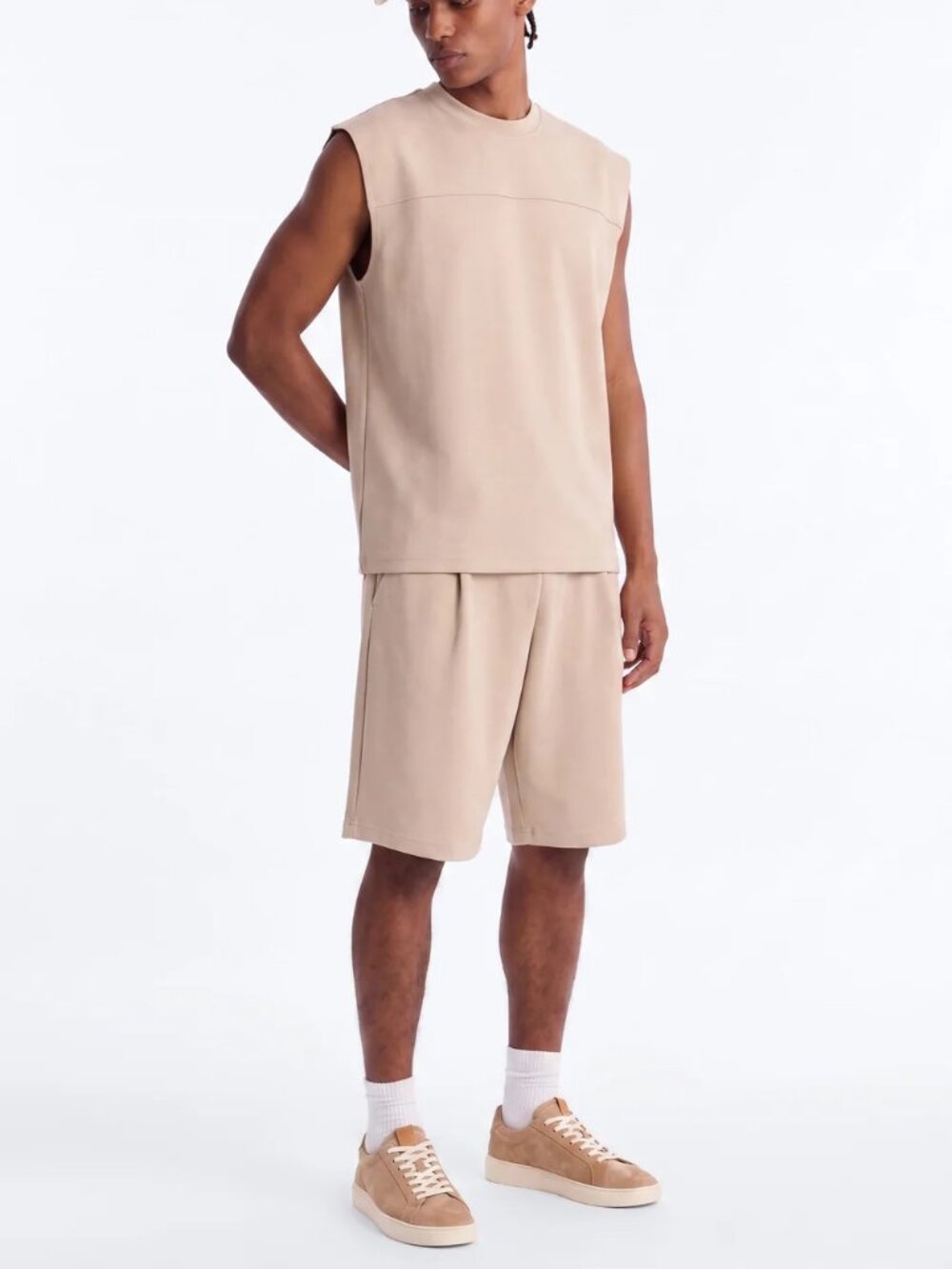 Structured Fleece Pleated Baggy Short